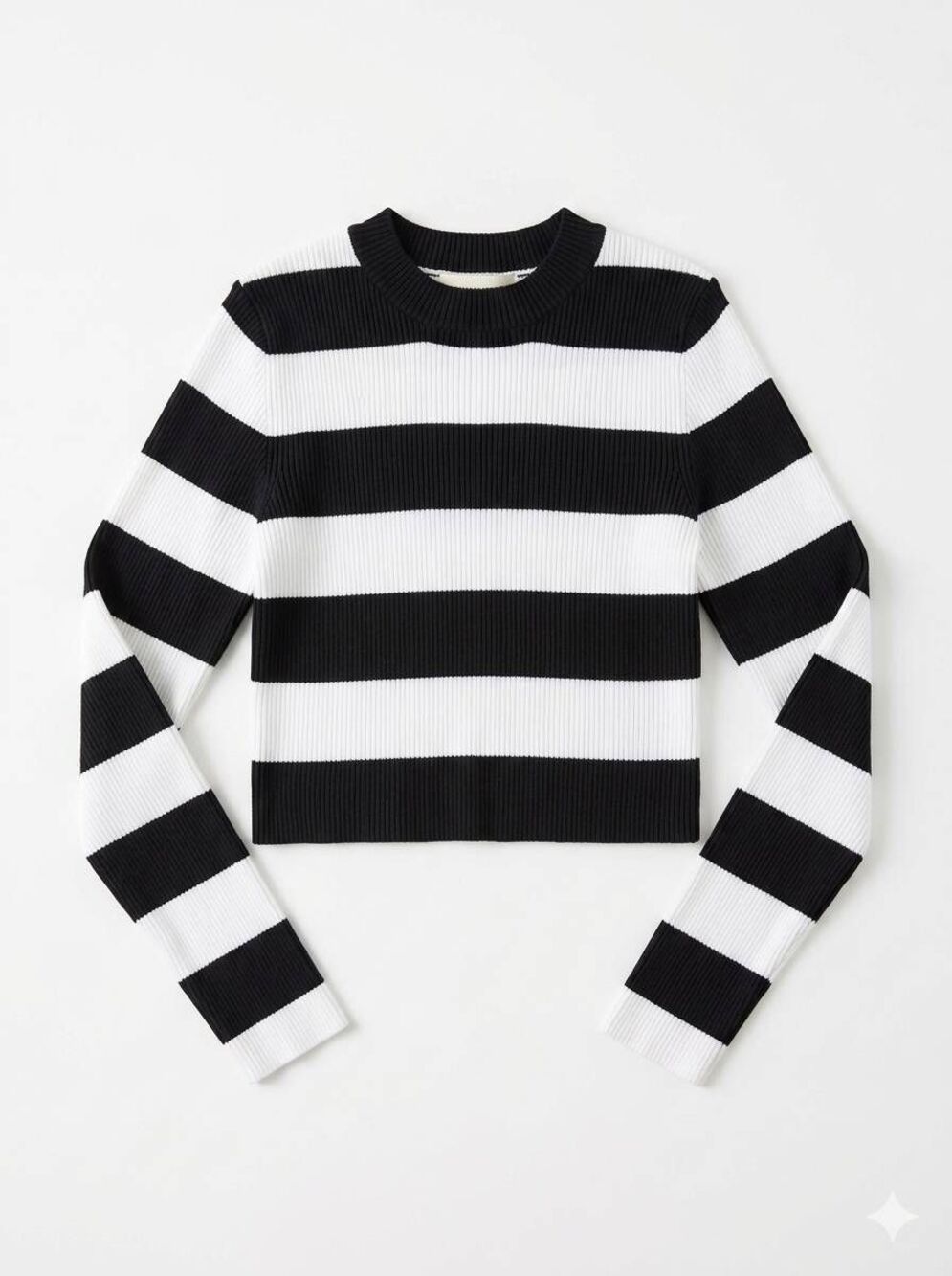 🔹️NWT Happily Grey Black & White Striped Long Sleeve Top Medium
